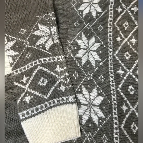 Ardene Women's Knitted Grey and White Sweater - Small - Picture 4 of 7